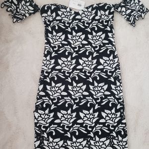Dainty Hooligan Dress Size Medium Black & White